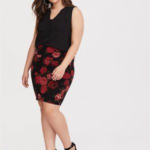 BLACK FLORAL FOLDOVER SKIRT TORRID